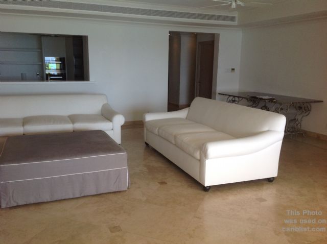 Sandy Cove,St. James